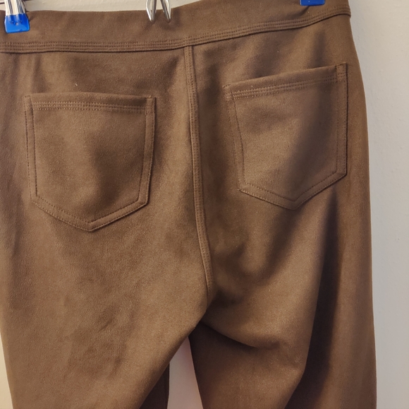 Max Studio Women's Elastic Waist Faux Suede Pant size S - Picture 9 of 13